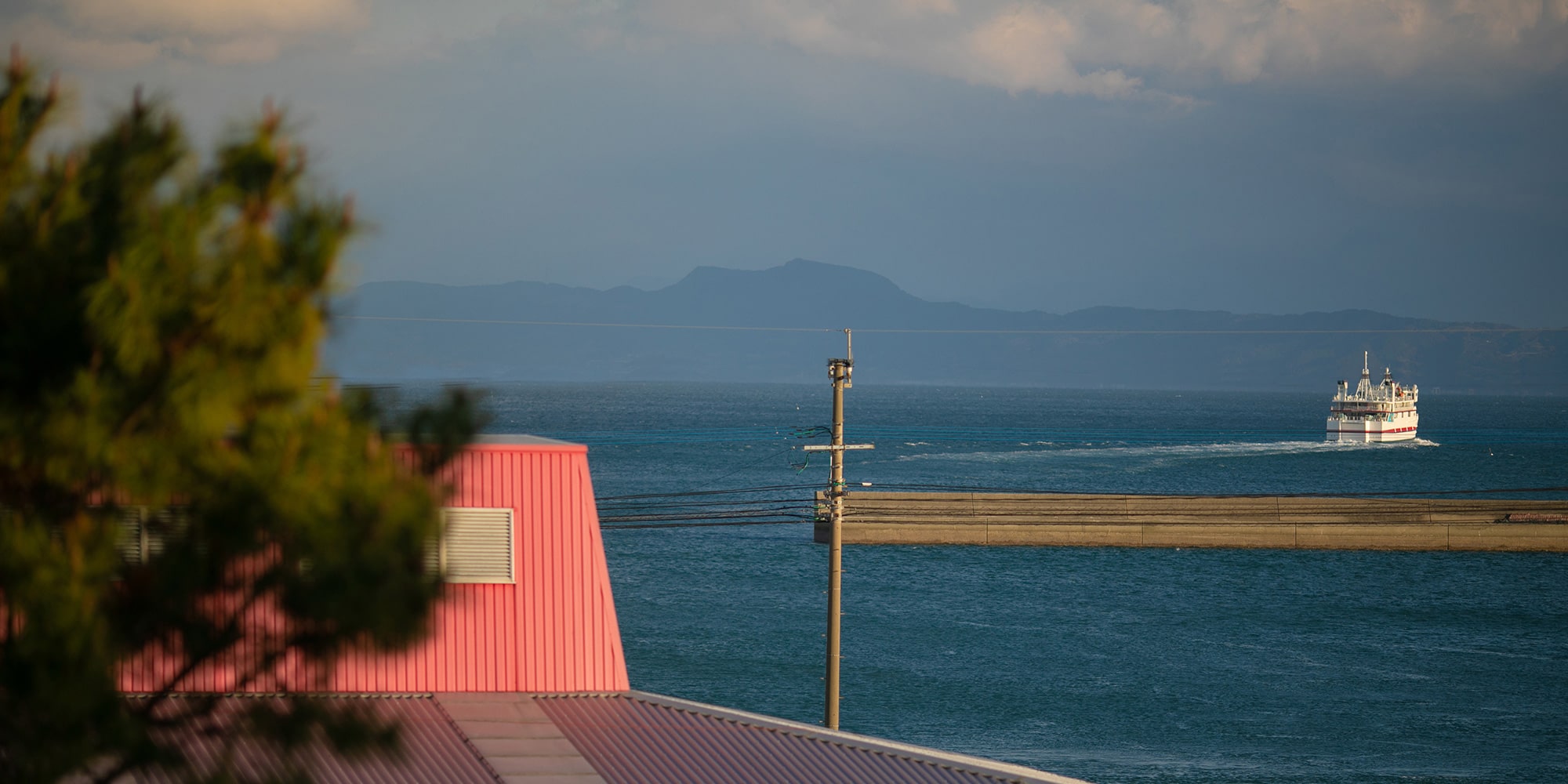 島原港から徒歩5分船を眺める穏やかな朝